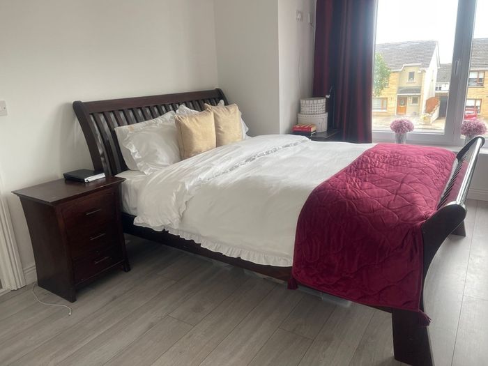 King bed