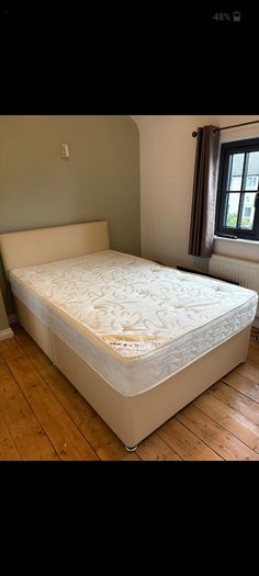 4 foot bed and mattress