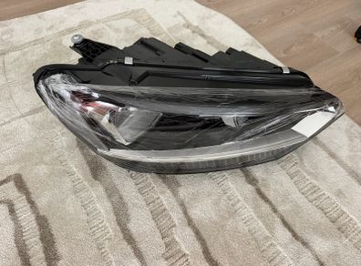 VW Touran Headlight
