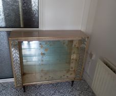 glass cabinet and corner unit