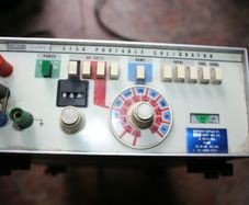 Fluke 515A Portable Calibrator