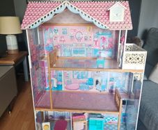 dolls house
