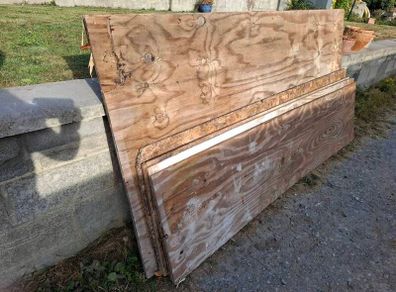 Used Plywood x 2 full sheets and 4 half sheets