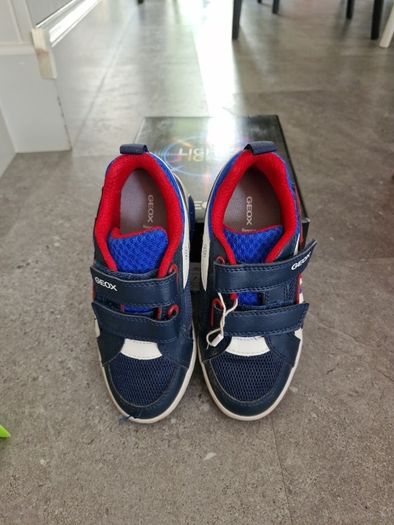 Geox Lights Trainers EU30 Soccer motif