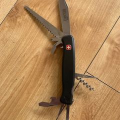 wenger swiss army multitool RARE camping fishing victorinox leatherman