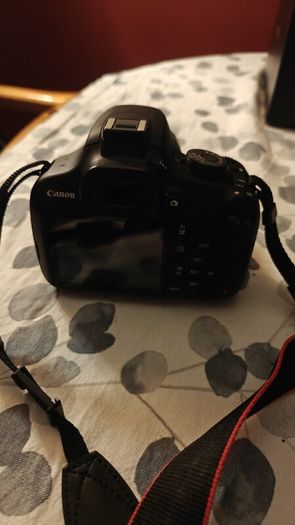 Canon EOS 1200D DSLR Camera plus 18-55mm Kit Lens