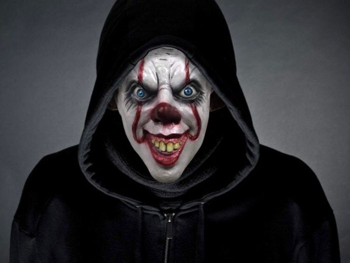 IT Pennywise Mask, Horror Overhead Clown Mask, Halloween Costume Party Creepy Scary Decoration Props
