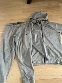 mens tracksuit Nike
