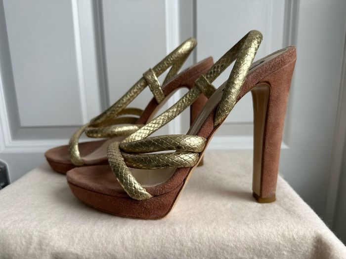 Pinko sandals