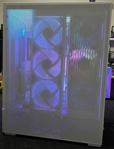 LianLi TUF i7 Ultra RTX 5070 White Gaming PC