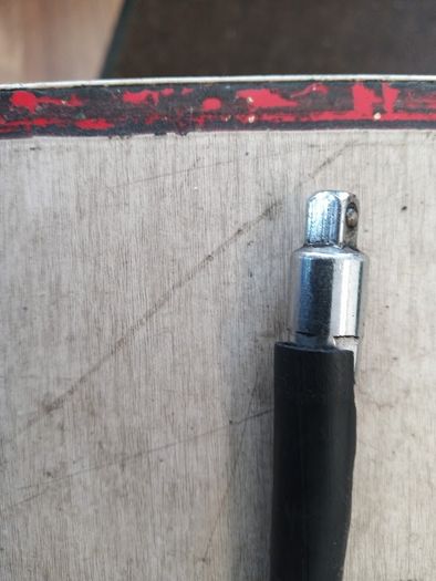 Long flexible socket driver