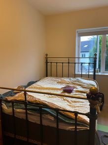 double bed,