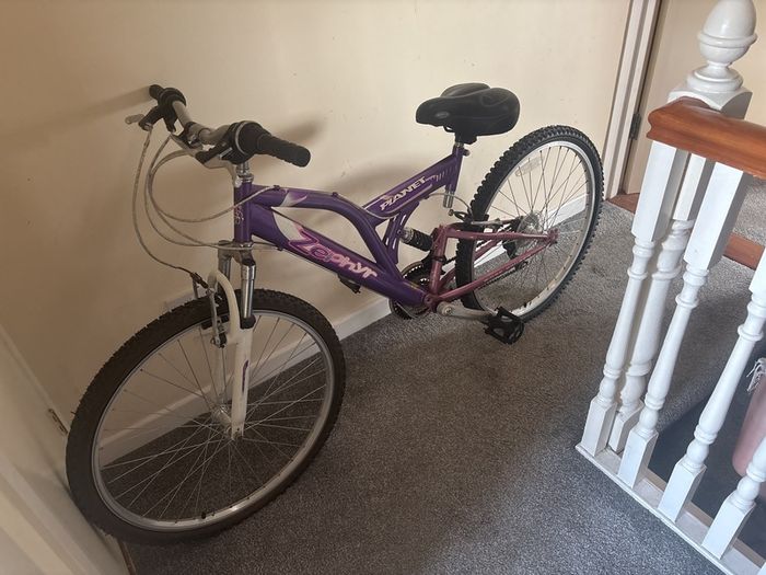 Girls bike