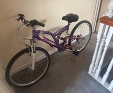 Girls bike