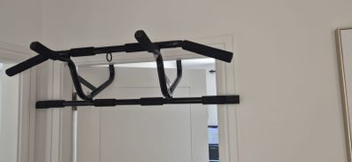 Pull up bar