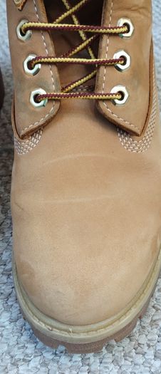 Timberland Boots - Like New - Premium 6-Inch - Size UK 6.5 / EU 40