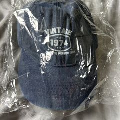 baseball cap
