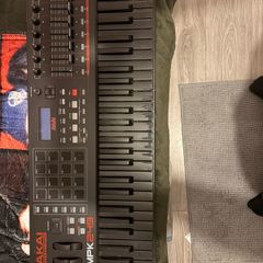 Akai Mpk249 (Black Edition)