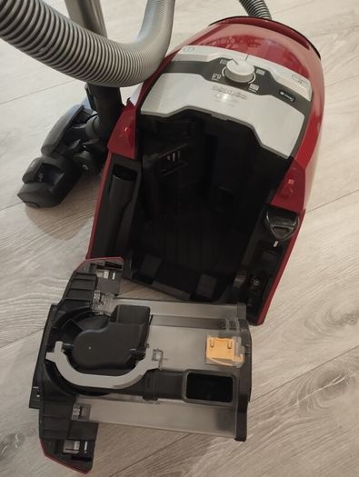 Miele Blizzard CX1