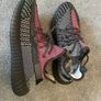 Yecheil runners 350 V2 Size 4-10 Image 2