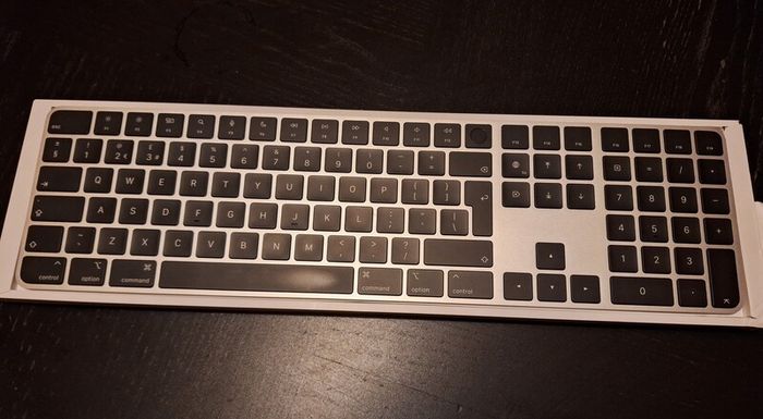 Apple keyboard