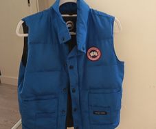 Canada Goose Down Gilet Blue Genuine Hologram/ Tags