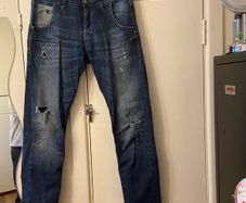 Men's Guess jeans, size 29