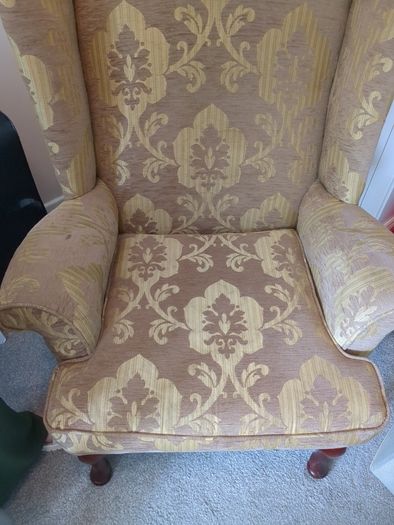 Arrmchair - High back.