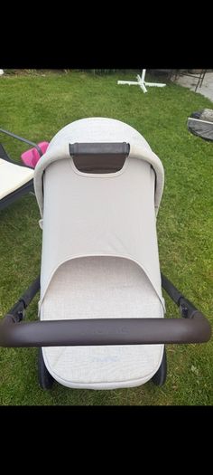 Buggy/ Pram