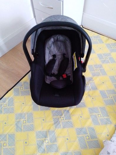 Newborn car seat