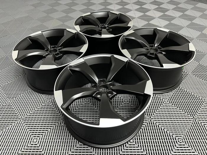 20" Inch Audi RS3 Style Alloy wheels A4 A5 A6 A7 A8 Q3 Q5 Q7 Vw Tiguan Skoda 5x112