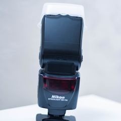 Nikon Speedlight SB-700