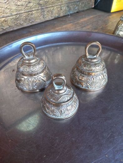 3 brass sanctuary bells, D18, post 7e