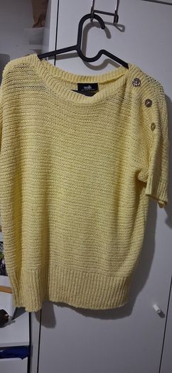 tops  sizes 12 ans 14