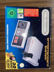 NES Classic boxed 1 controller