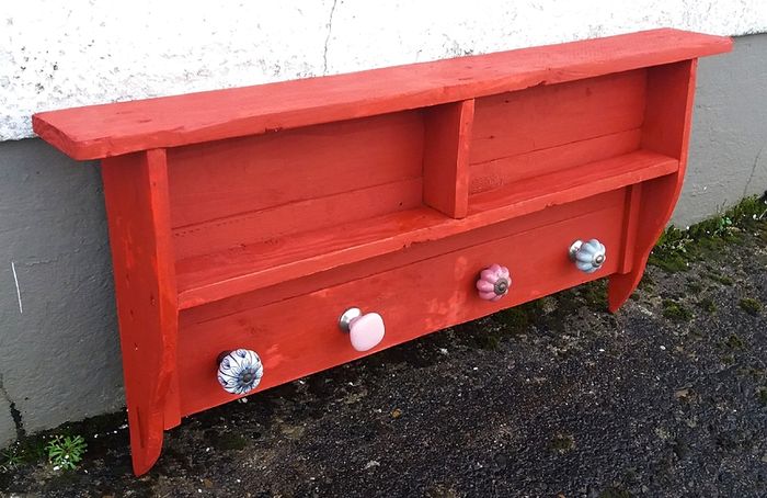 NEW Rustic cubbybox shelf / coat n hat rack