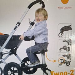 Buggy board with child seat