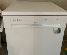 Whirlpool dish washer working perfect,