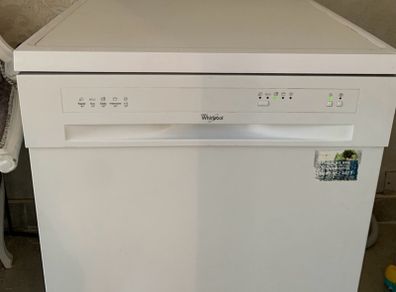 Whirlpool dish washer working perfect,