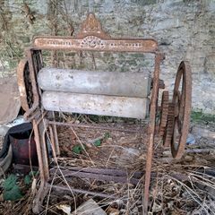 Antique laundry stand for garden