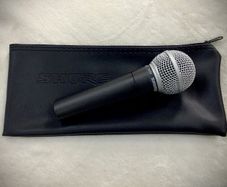 Shure SM58 dynamic vocal microphone with carry bag