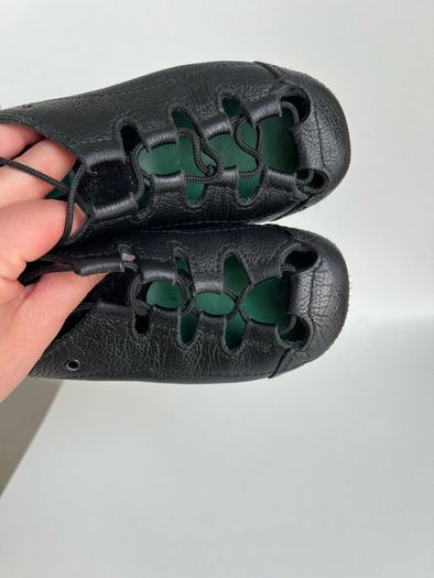 Irish dancing pomps size 1,5 UK, but ok for 2 and 2,5 UK