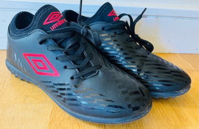 Umbro Raposa SC Kids Astro Turf Football Boots