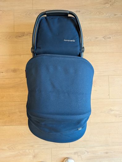 Uppababy V2 Buggy and Bassinet