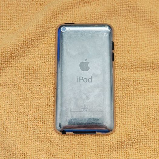iPod Touch 4th Generation - Semi-functional