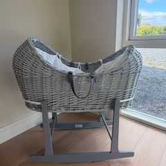 Moses basket & stand