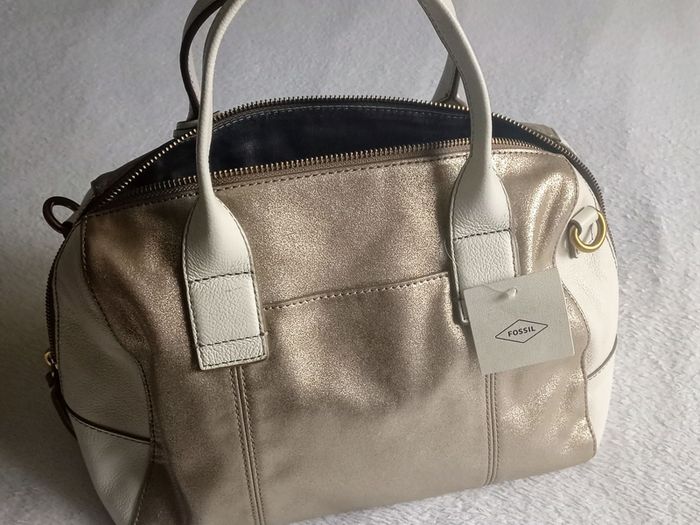 Vintage Fossil Leather Satchel Bag.