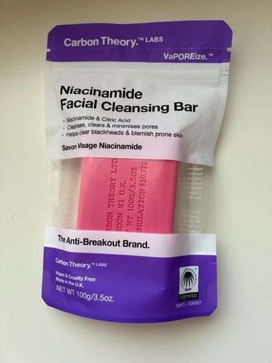 Carbon Theory Niacinamide Facial Cleansing Bar for blemish-prone skin
