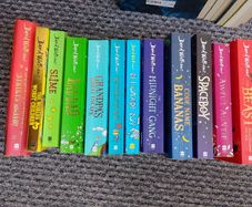Postage Walliams, wimpy kid, Chris d'Lacey