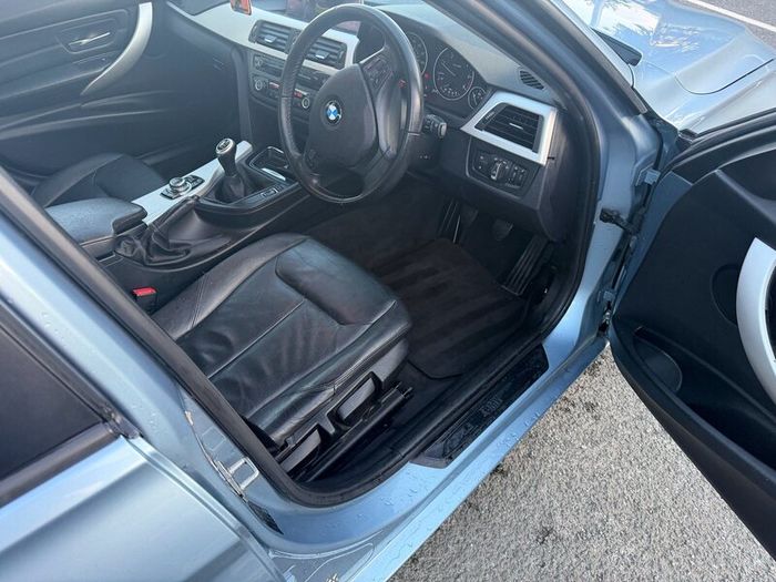 BMW 320d F30 business dynamic - 2.0 diesel- 11/27